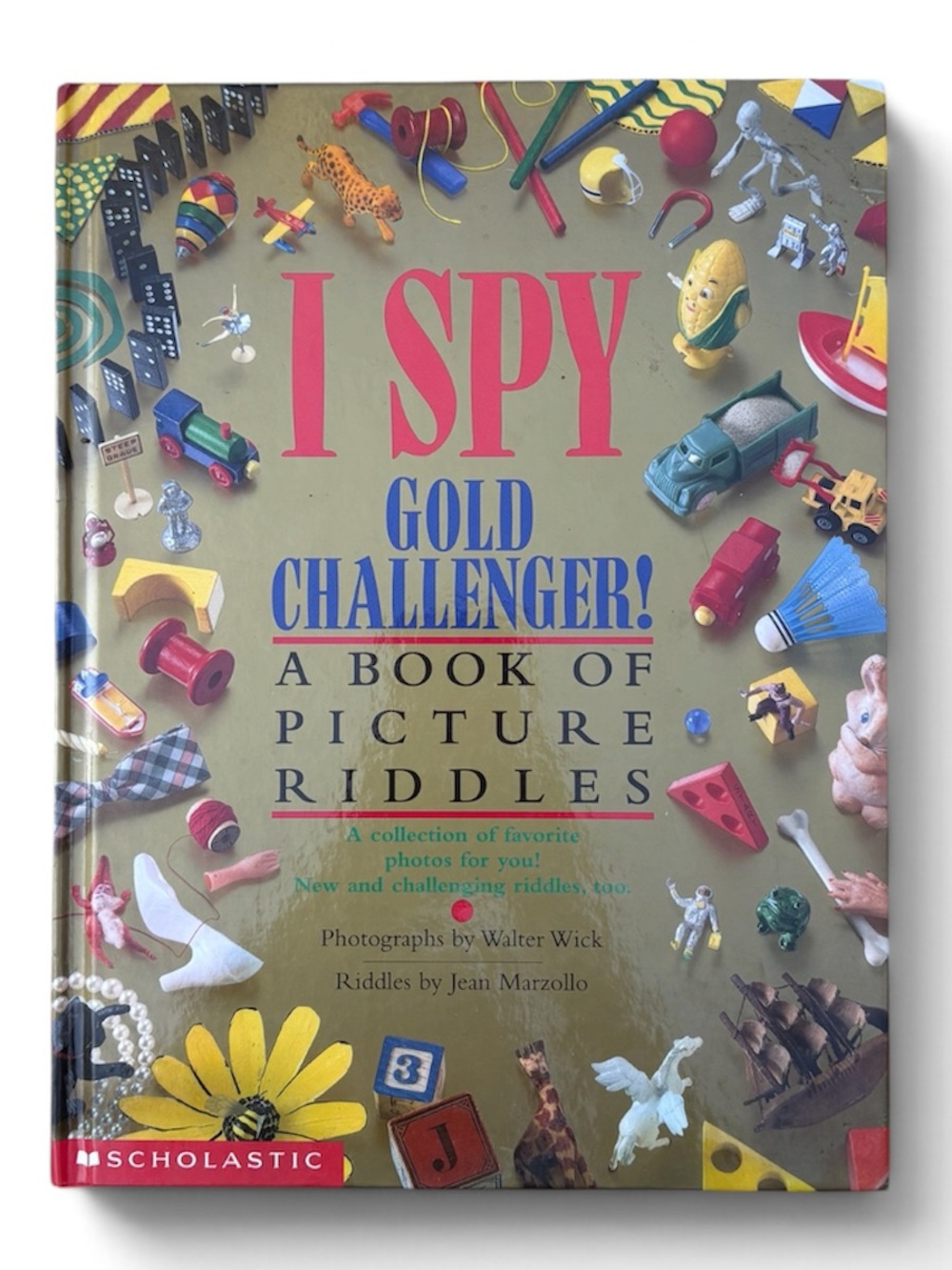 I SPY Gold Challenger Book